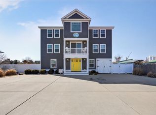2821 Sandpiper Rd, Virginia Beach, VA 23456