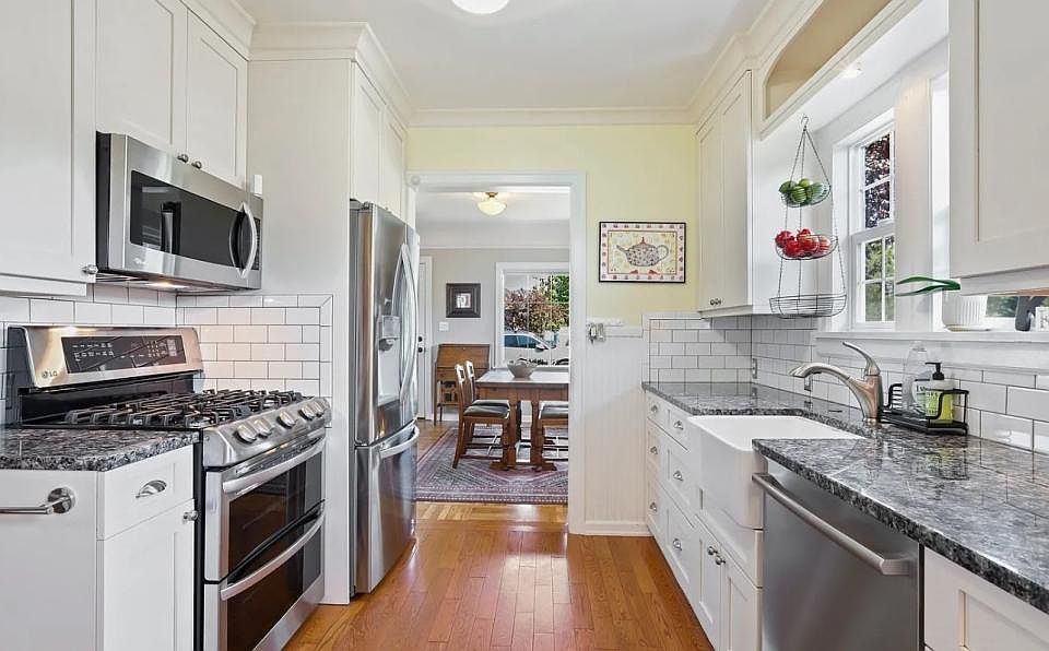1st image of 5016 Starwood Pl