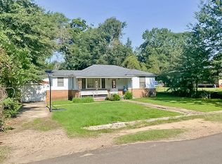 718 S 5th St, McComb, MS 39648