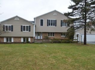 25 Stormy View Rd, Ithaca, NY 14850