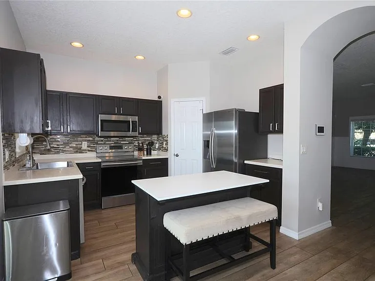 1625 Emerald Hill Way — Photo 5