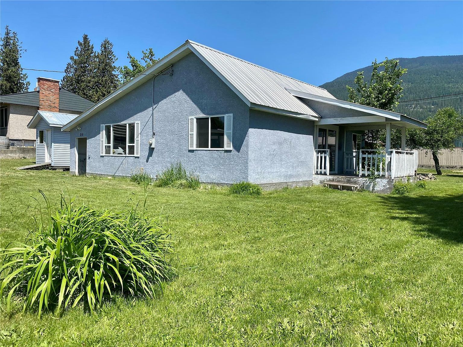 510 E 10th St, Revelstoke, BC V0E 2S1 Zillow