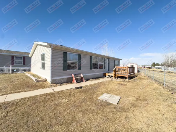 4201 Sky Hi Ct, Gillette, WY 82718