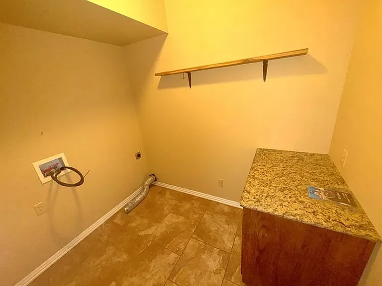 108 Johnson Dr #B — Photo 14