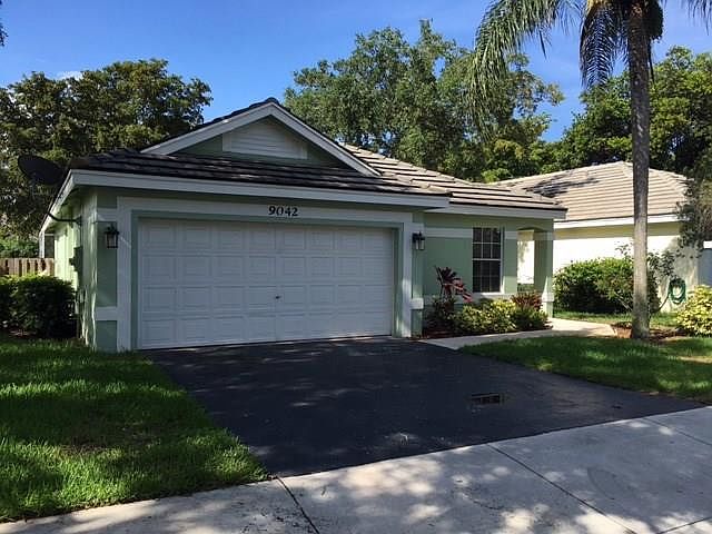 1st image of 9042 Lake Park Circle