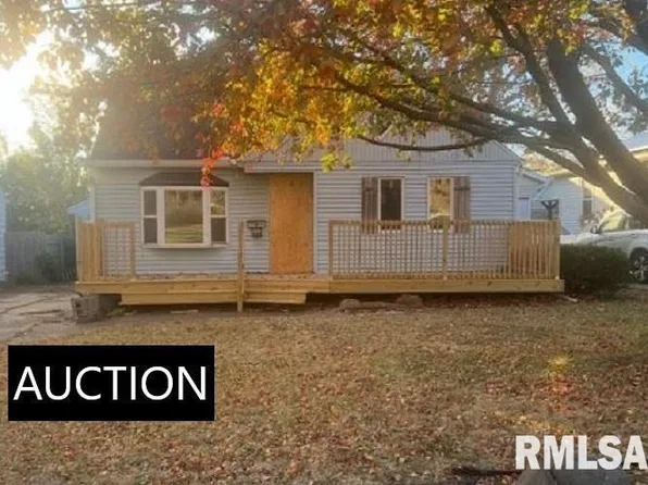 4223 N Gate Ridge Rd, Peoria, IL 61614