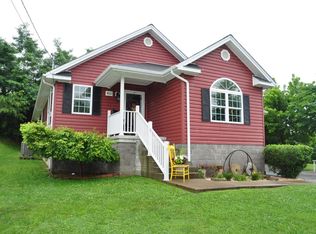 460 Riverside Dr, West Liberty, KY 41472