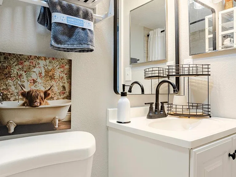 7246 E Bank Dr — Photo 17