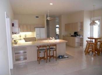 5th image of 1030 Fieldstone Dr