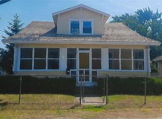 605 Daggett Ave, Pawtucket, RI 02861