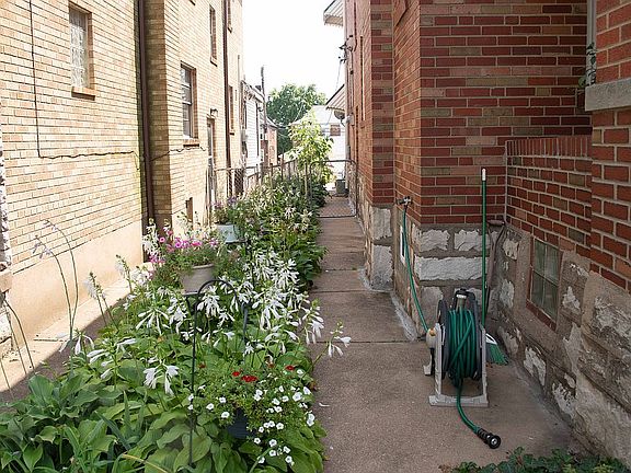 3rd image of 6212 Loran St