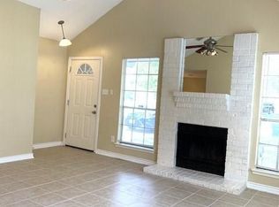 1816 Spruce Dr, Rosenberg, TX 77471