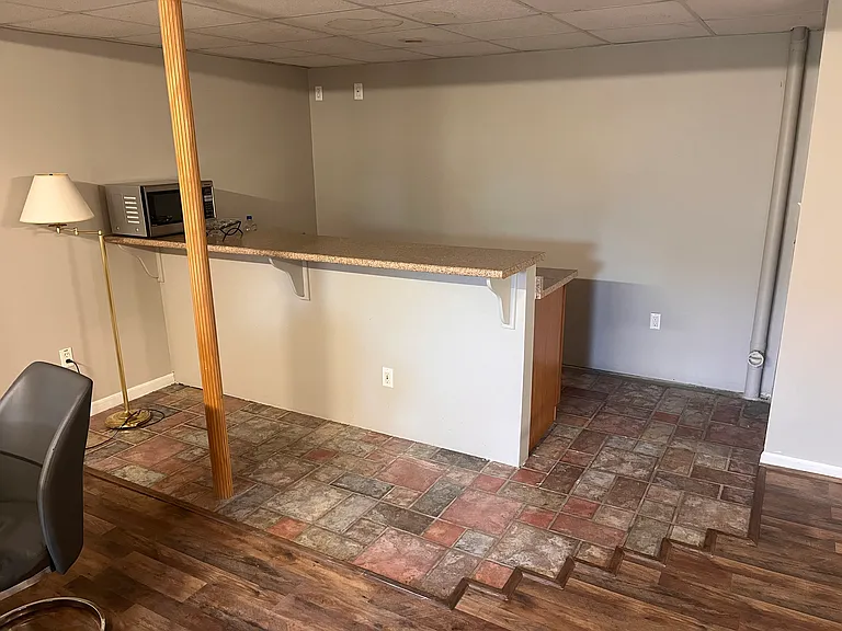 9140 Countrywood Dr — Photo 38