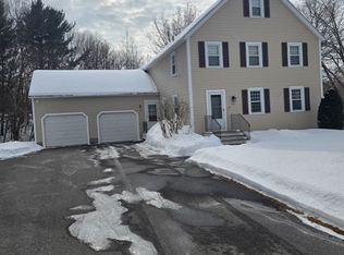 28 Dexter St #A, Derry, NH 03038