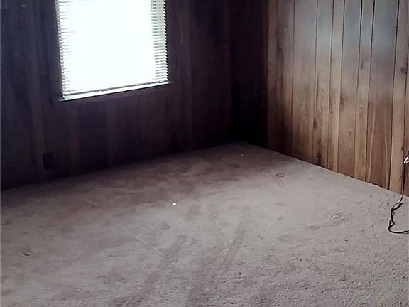 3rd image of 112 Hillside Ave
