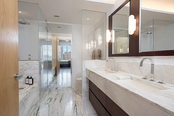 Rented by Compass | media 14