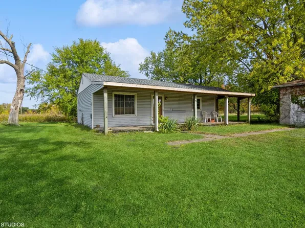 2995 S 300 W, Morocco, IN 47963