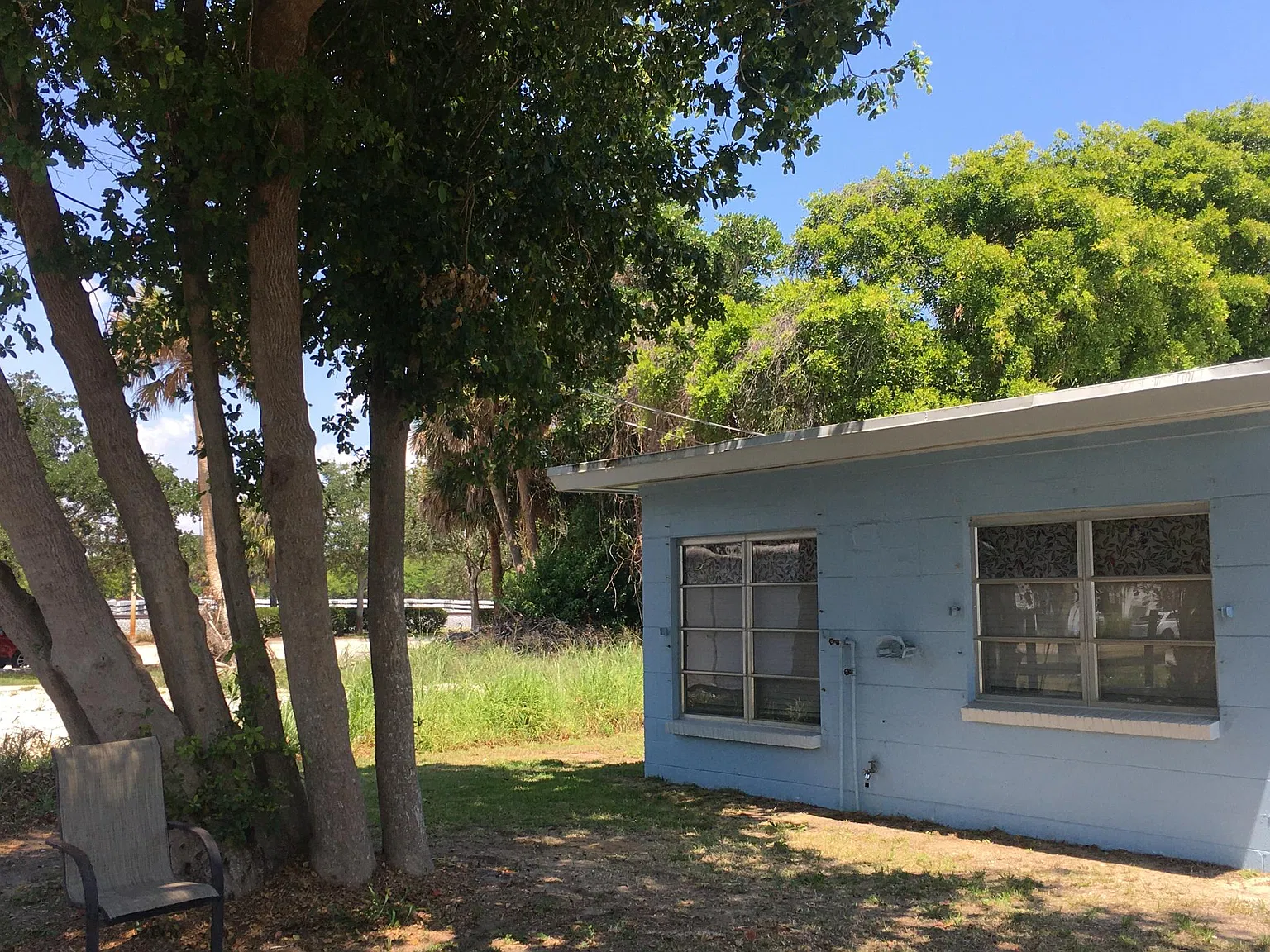 2 bed, 700 sqft, $2,200 — Photo 3