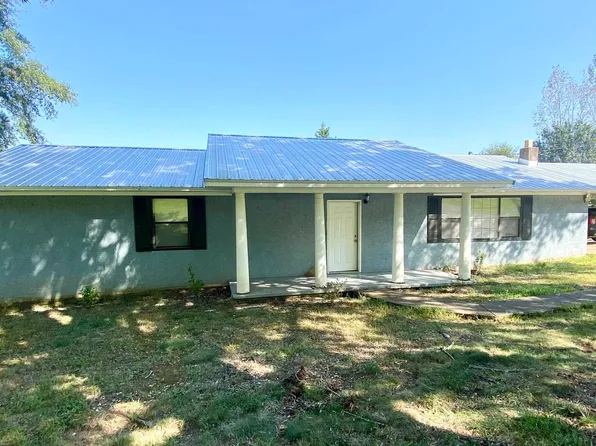 4370 Tawannah Cir E, Gadsden, AL 35903