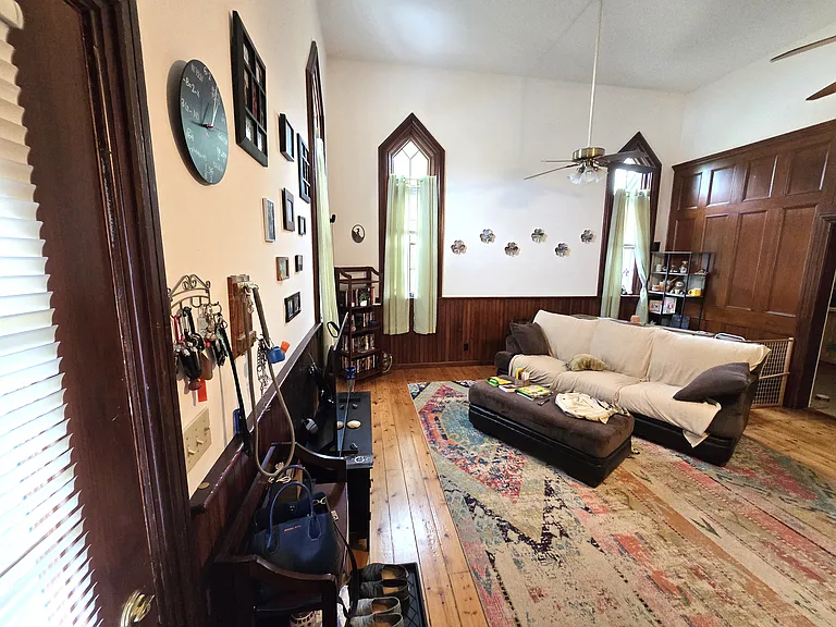 117 Church St — Photo 3