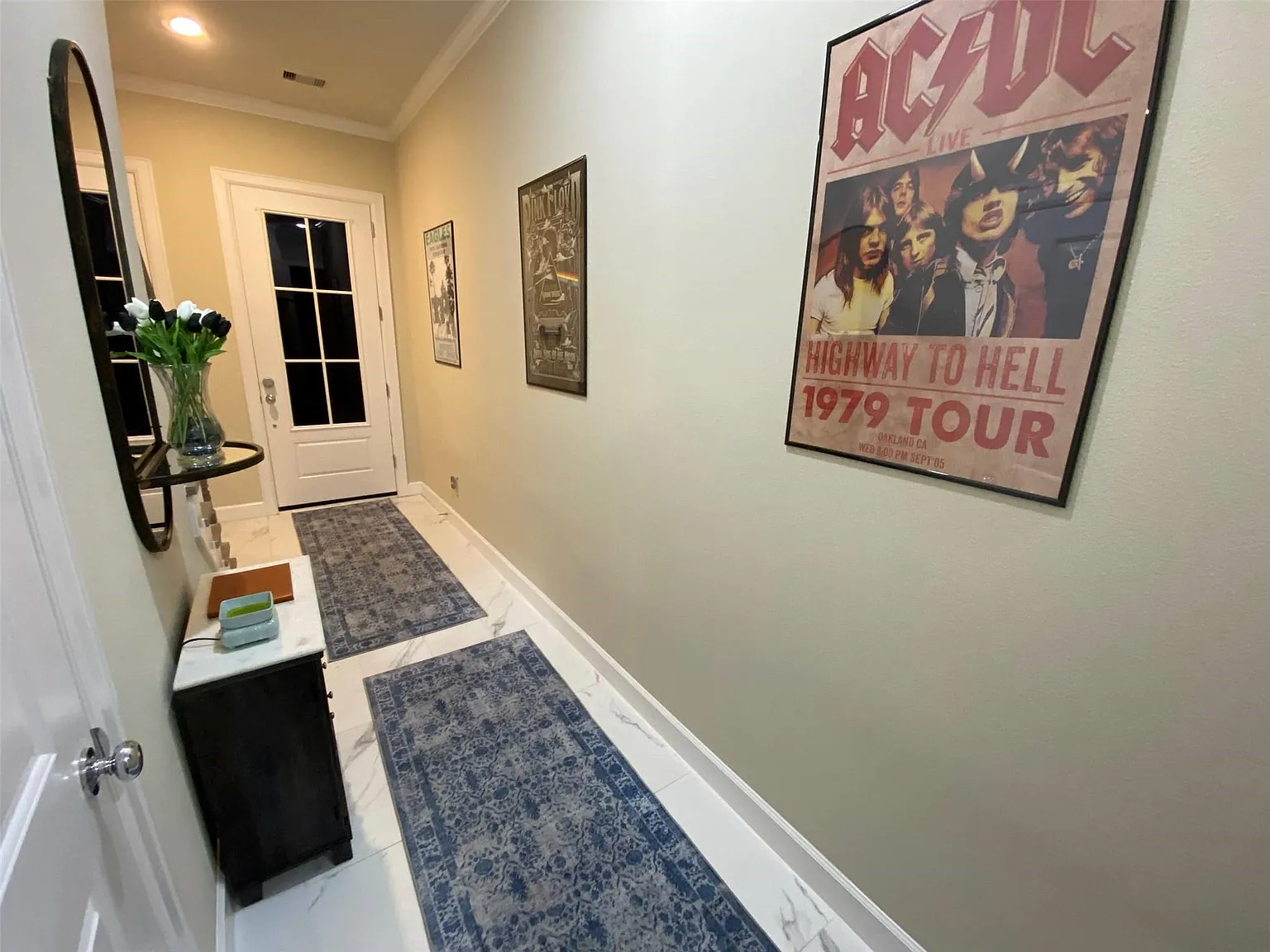 3 bed, 2.5 bath, 1553 sqft, $2,750 — Photo 3