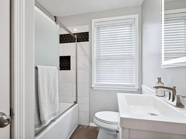 324 Westowne Rd — Photo 10