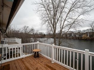 524 Laurel Lake Rd APT 8, Mequon, WI 53092