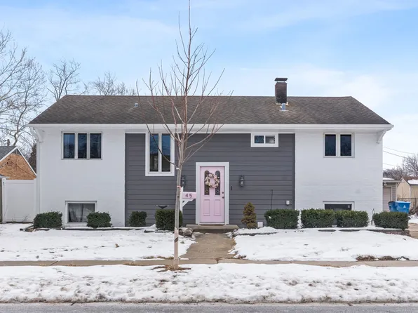 45 Cambridge Ln, Glendale Heights, IL 60139