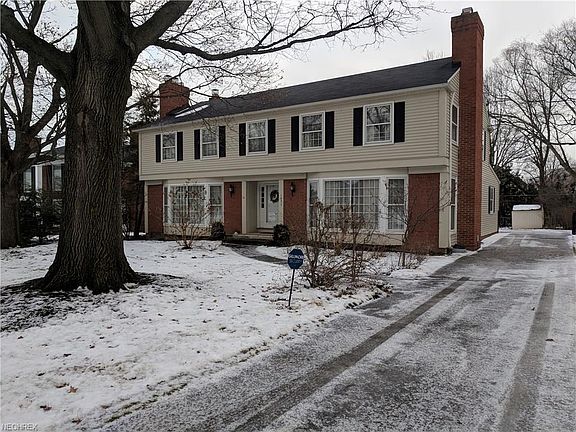 2nd image of 1075 Kirtland Ln