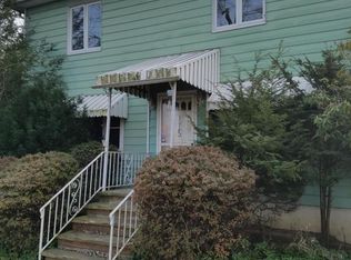 1515 River Rd, Pittston, PA 18640