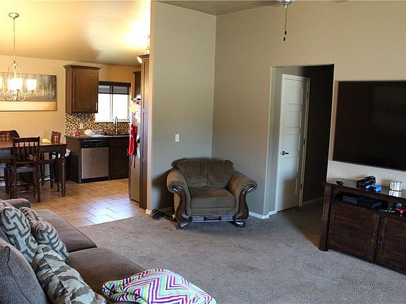 5th image of 9017 NW 93rd Cir