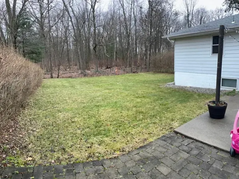 79 Wertman Ln #B — Photo 3