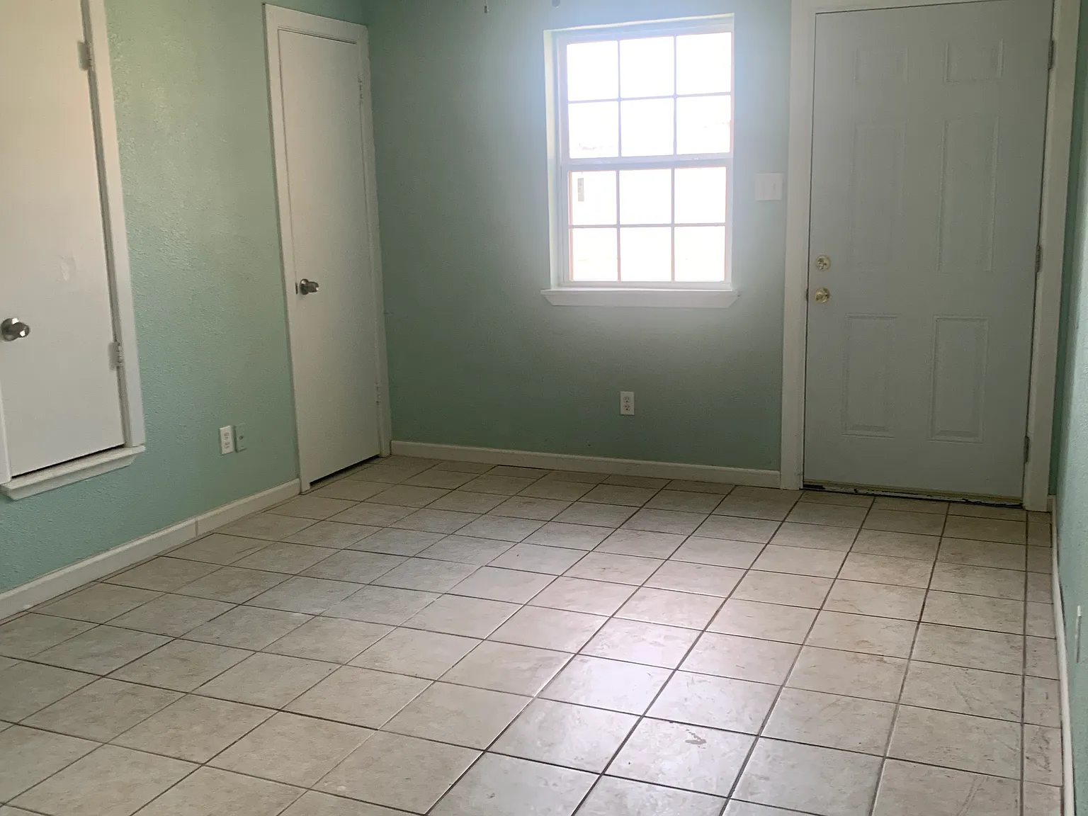 2 bed, $775 — Photo 3