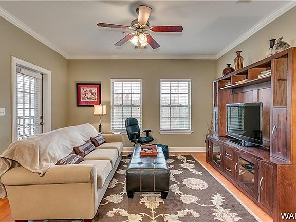 2nd image of 3218 Veterans Memorial Pkwy APT 3307