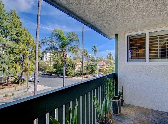 4th image of 3450 2nd Ave Unit 31