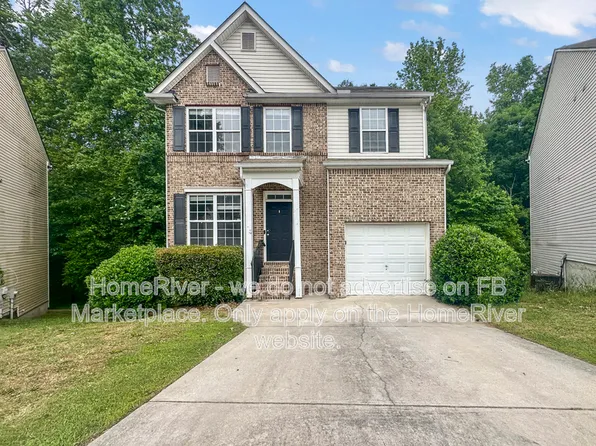 3855 Shenfield Dr, Union City, GA 30291