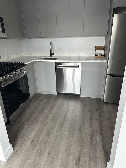 1st image of 1930 76th St APT 2