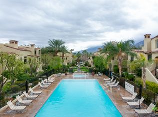 233 E Villorrio Dr, Palm Springs, CA 92262