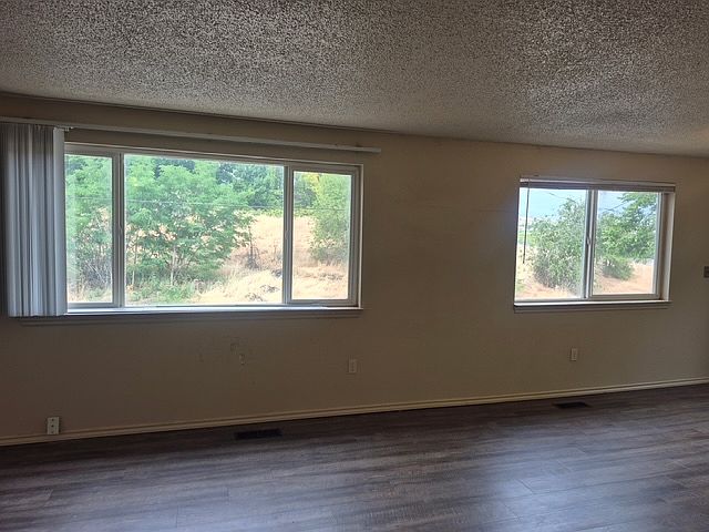 1st image of 506 Canyon Rd