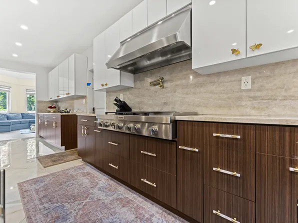 115-18 Mayfair Road image 17 of 55