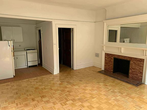 2nd image of 259 W 70th St #4F