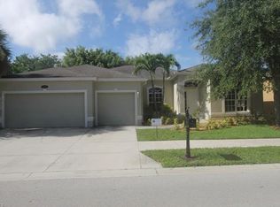 319 Burnt Pine Dr, Naples, FL 34119
