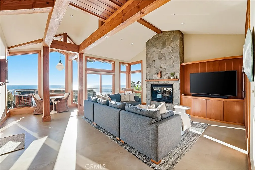 4 bed, 3.5 bath, 3410 sqft, $20,000 — Photo 4
