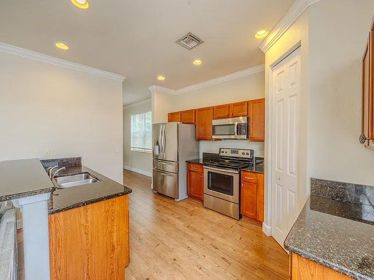 2267 NW Padova St — Photo 20