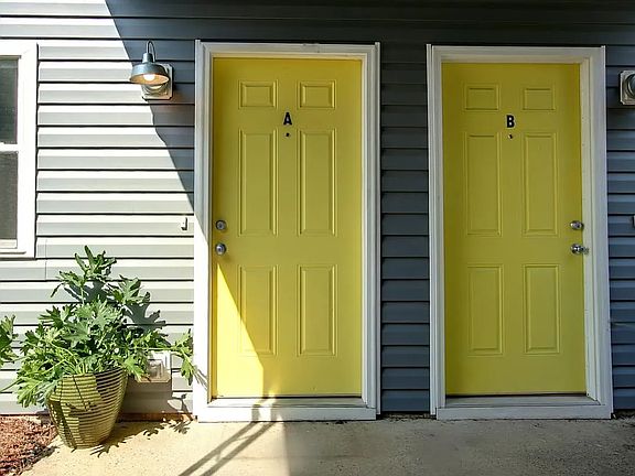 5th image of 200-204 W Geer St #204-B