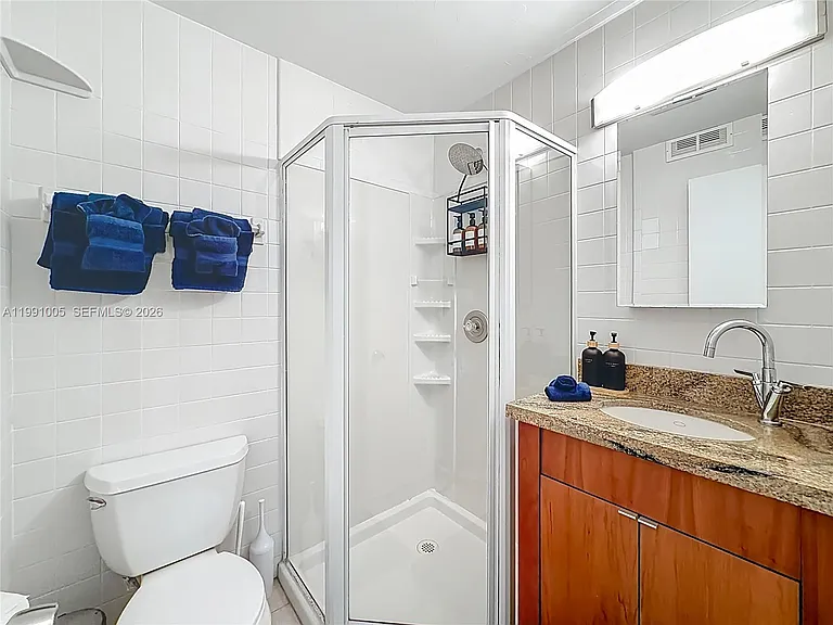 1419 NE 4th Ct — Photo 32