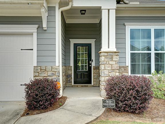 2nd image of 58 Montgomery View Ct