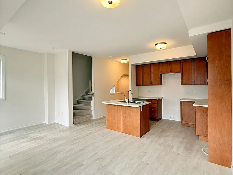 660 Colborne St W #140 — Photo 15