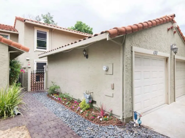 W Rincon Ave — Photo 1