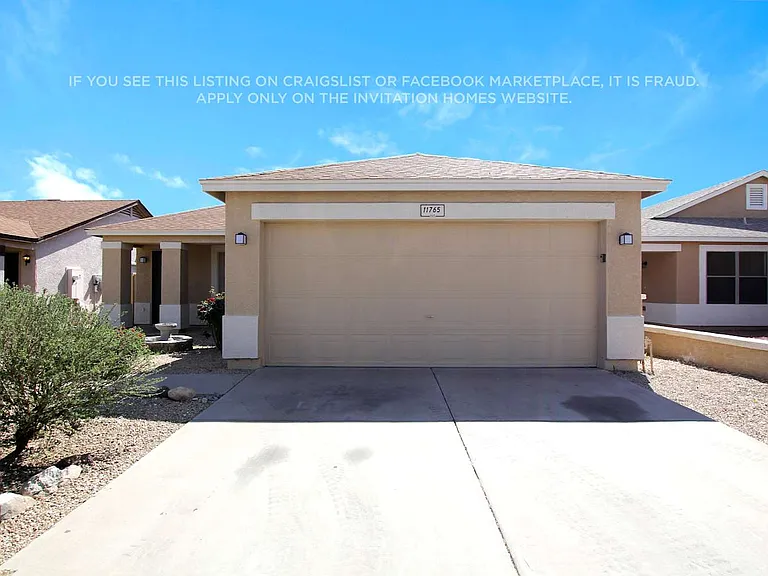 11765 W Dahlia Dr — Photo 2